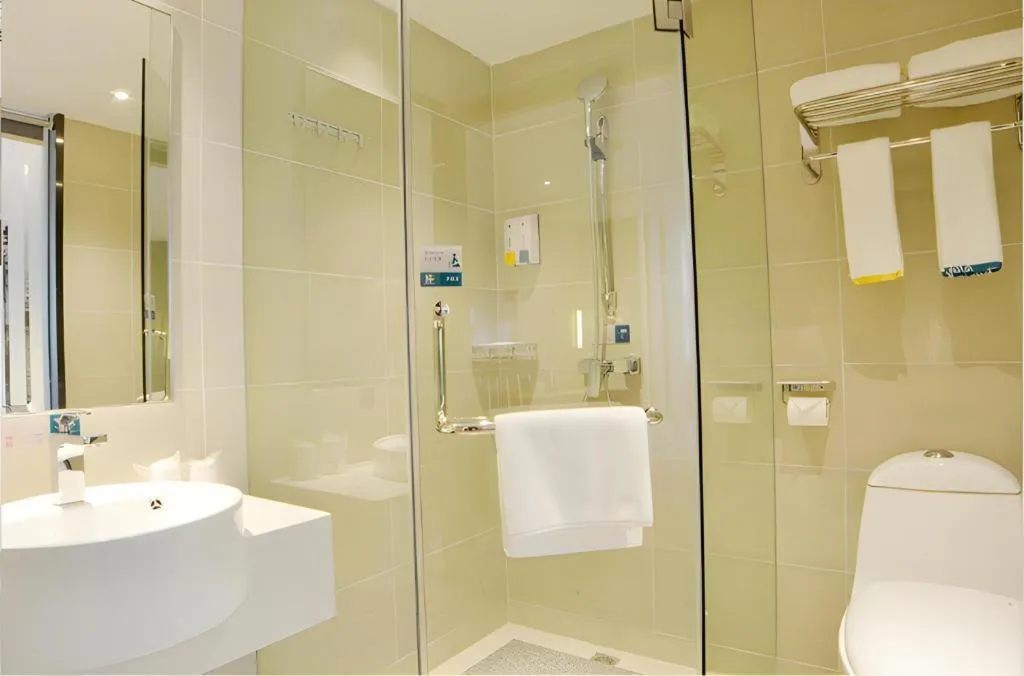 City Comfort Inn Wuhan Huanghe Tower Shouyi Metro Station