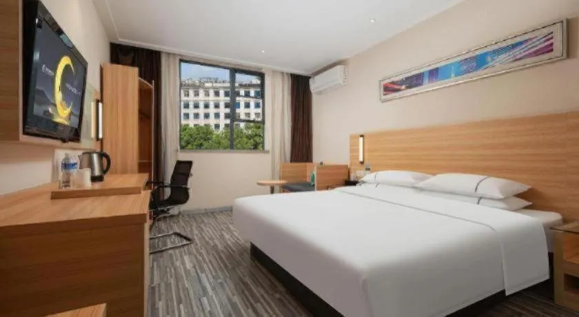 Bed in City Comfort Inn Wuhan Huanghe Tower Shouyi Metro Station