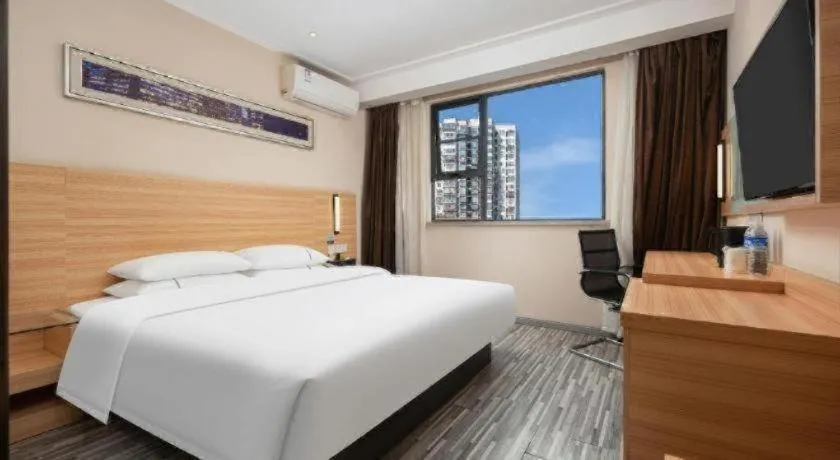 Bed in City Comfort Inn Wuhan Huanghe Tower Shouyi Metro Station