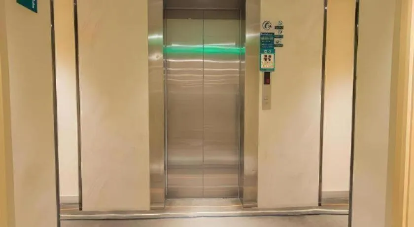 City Comfort Inn Wuhan Huanghe Tower Shouyi Metro Station