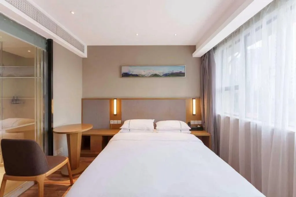 Bed in City Comfort Inn Wuhan Central China Normal University Dahuquan Metro Station