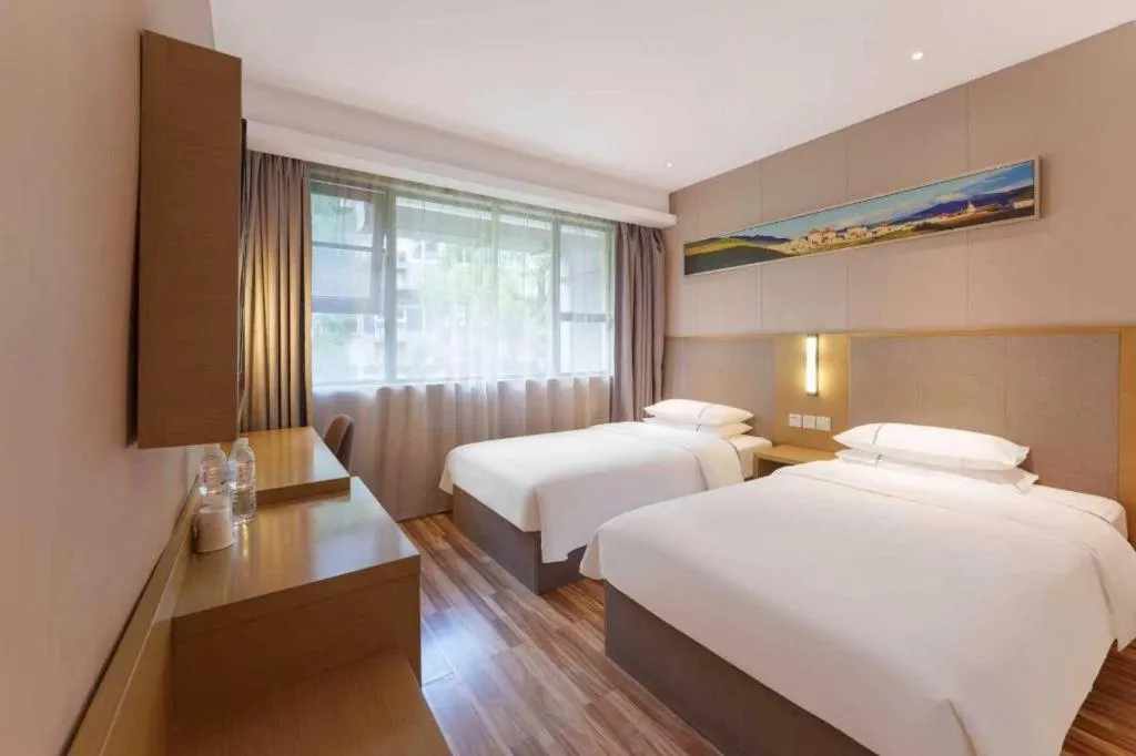 Bed in City Comfort Inn Wuhan Central China Normal University Dahuquan Metro Station