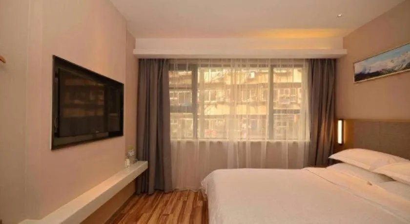 Bed in City Comfort Inn Wuhan Central China Normal University Dahuquan Metro Station