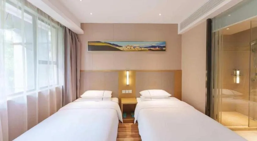 Bed in City Comfort Inn Wuhan Central China Normal University Dahuquan Metro Station
