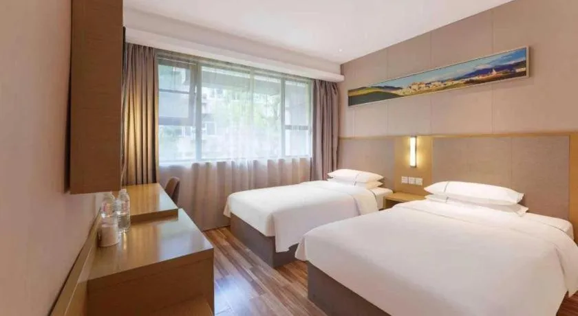 Bed in City Comfort Inn Wuhan Central China Normal University Dahuquan Metro Station