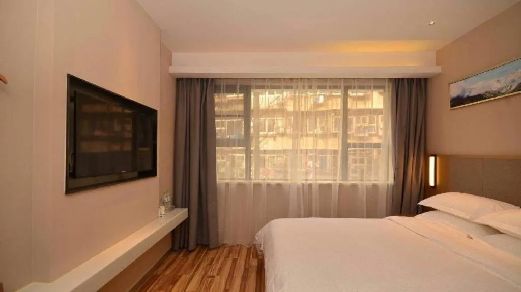 Bed in City Comfort Inn Wuhan Central China Normal University Dahuquan Metro Station