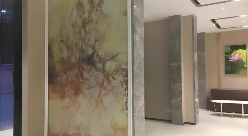 City Comfort Inn Wuhan Central China Normal University Dahuquan Metro Station