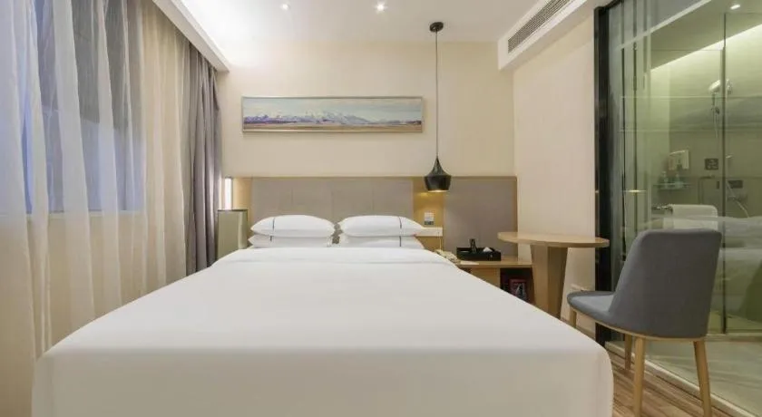 Bed in City Comfort Inn Wuhan Central China Normal University Dahuquan Metro Station