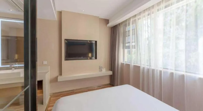 Bed in City Comfort Inn Wuhan Central China Normal University Dahuquan Metro Station