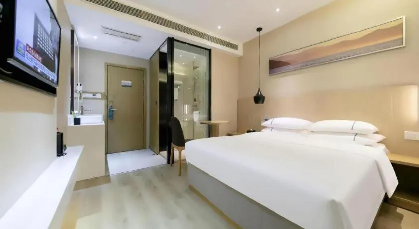 Bed in City Comfort Inn Wuhan Central China Normal University Dahuquan Metro Station