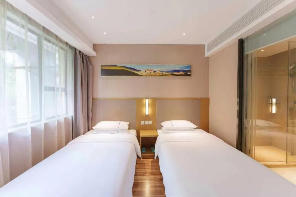 Bed in City Comfort Inn Wuhan Central China Normal University Dahuquan Metro Station