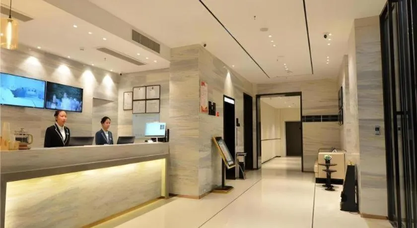 City Comfort Inn Wuhan Optics Valley OuYada Yangjiawan Metro Station