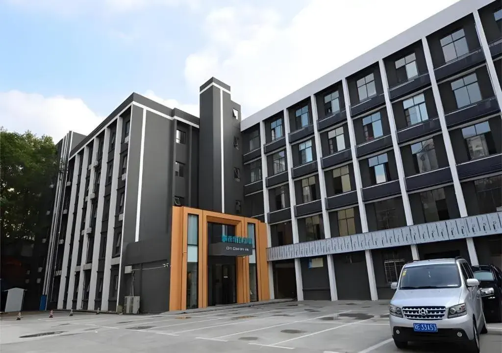 City Comfort Inn Wuhan Optics Valley OuYada Yangjiawan Metro Station City Comfort Inn Wuhan Optics Valley OuYada Yangjiawan Metro Station