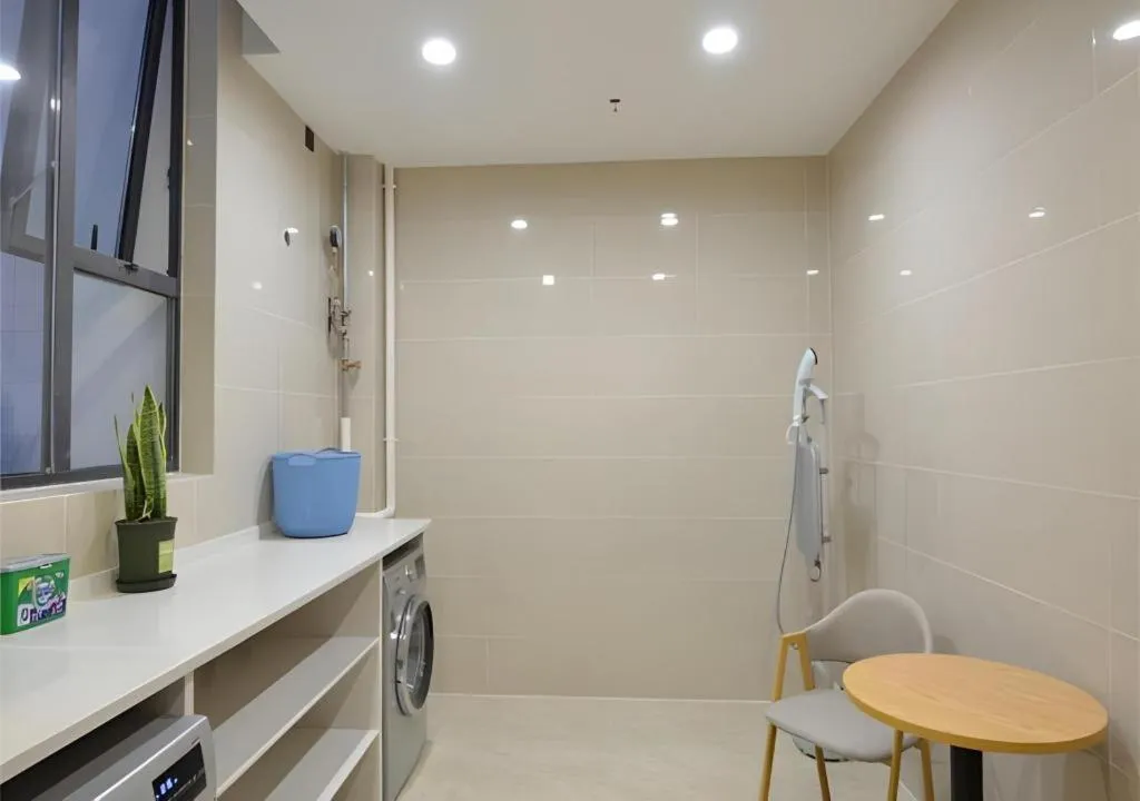 City Comfort Inn Wuhan Optics Valley OuYada Yangjiawan Metro Station