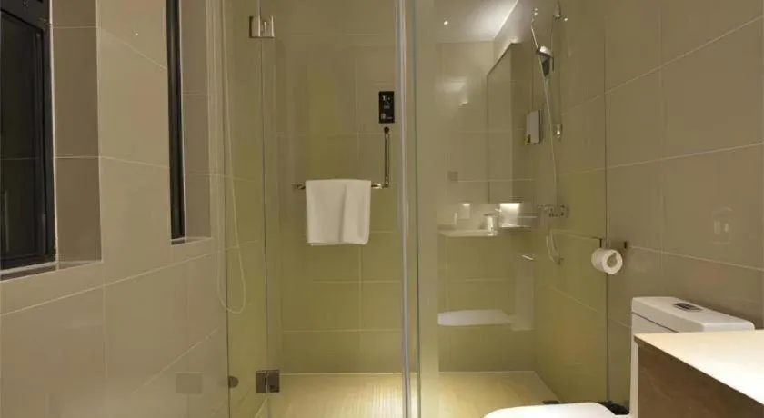 City Comfort Inn Wuhan Optics Valley OuYada Yangjiawan Metro Station