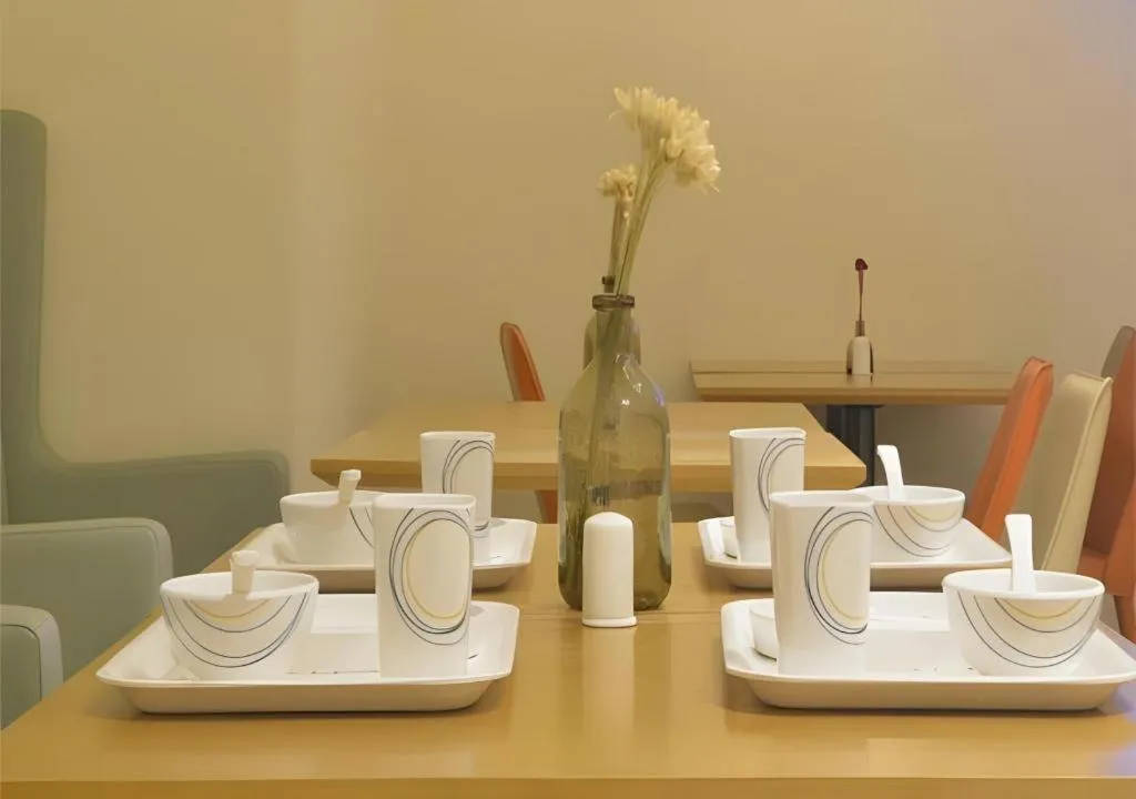 City Comfort Inn Wuhan Optics Valley OuYada Yangjiawan Metro Station