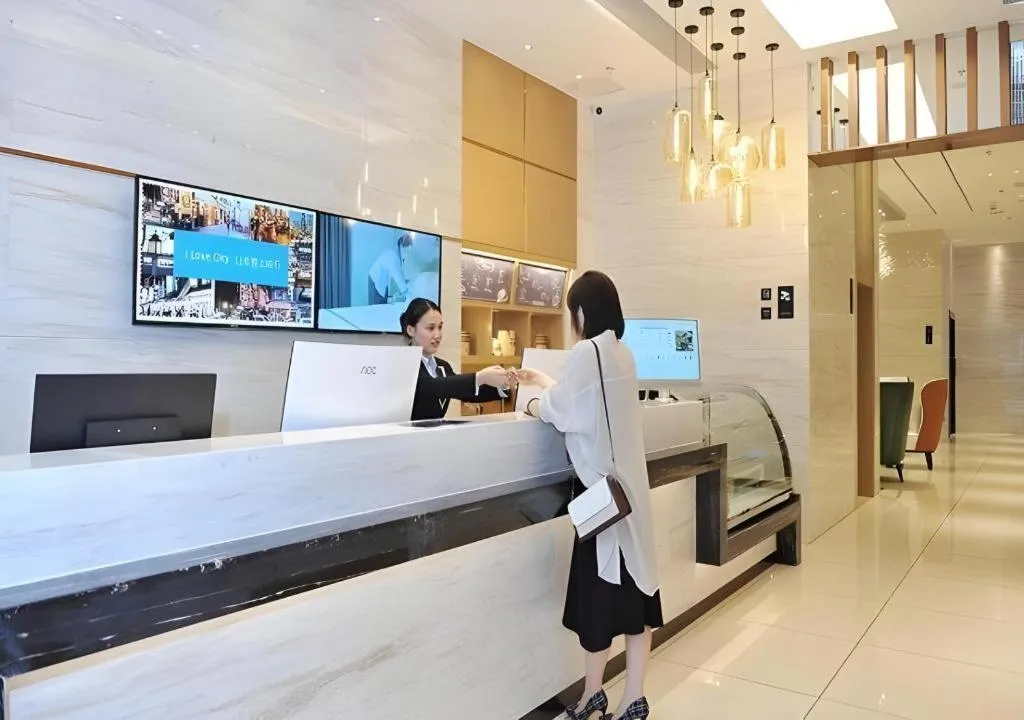 City Comfort Inn Chengdu Wenjiang University Town Fengxi River Metro Station