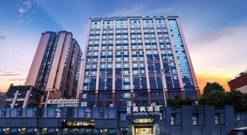 City Comfort Inn Chengdu Wenjiang University Town Fengxi River Metro Station