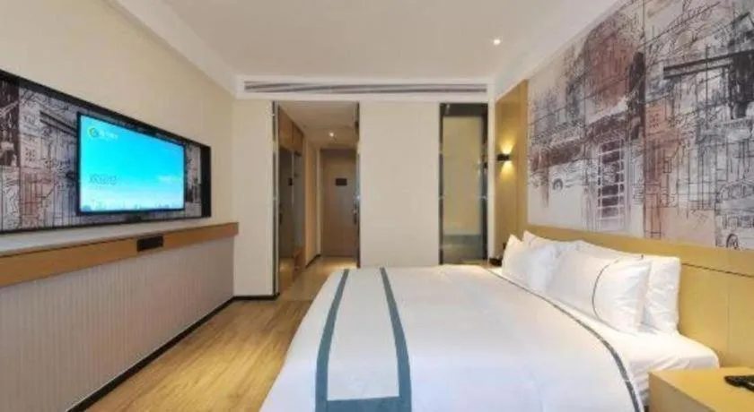 Bed in City Comfort Inn Chengdu Wenjiang University Town Fengxi River Metro Station
