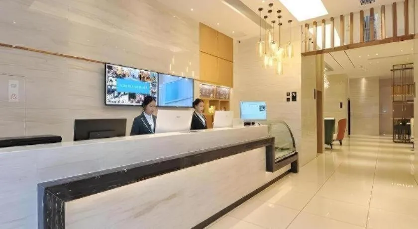 City Comfort Inn Chengdu Wenjiang University Town Fengxi River Metro Station