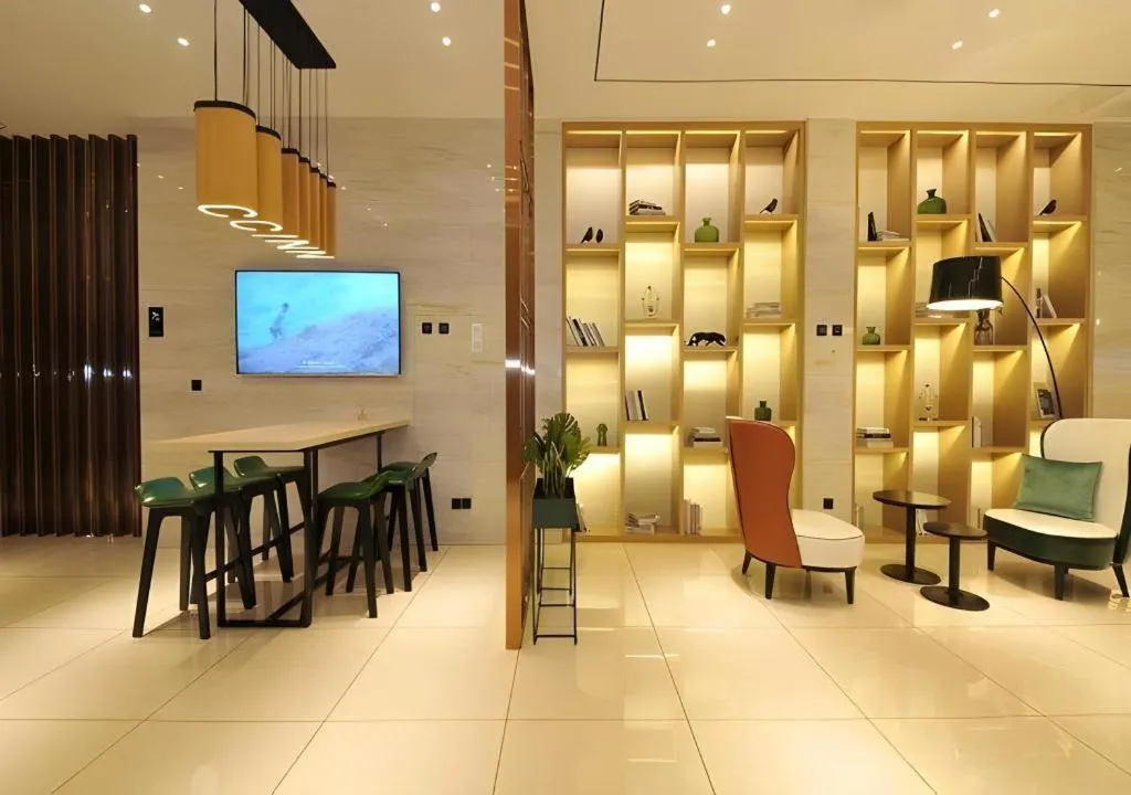 City Comfort Inn Chengdu Wenjiang University Town Fengxi River Metro Station