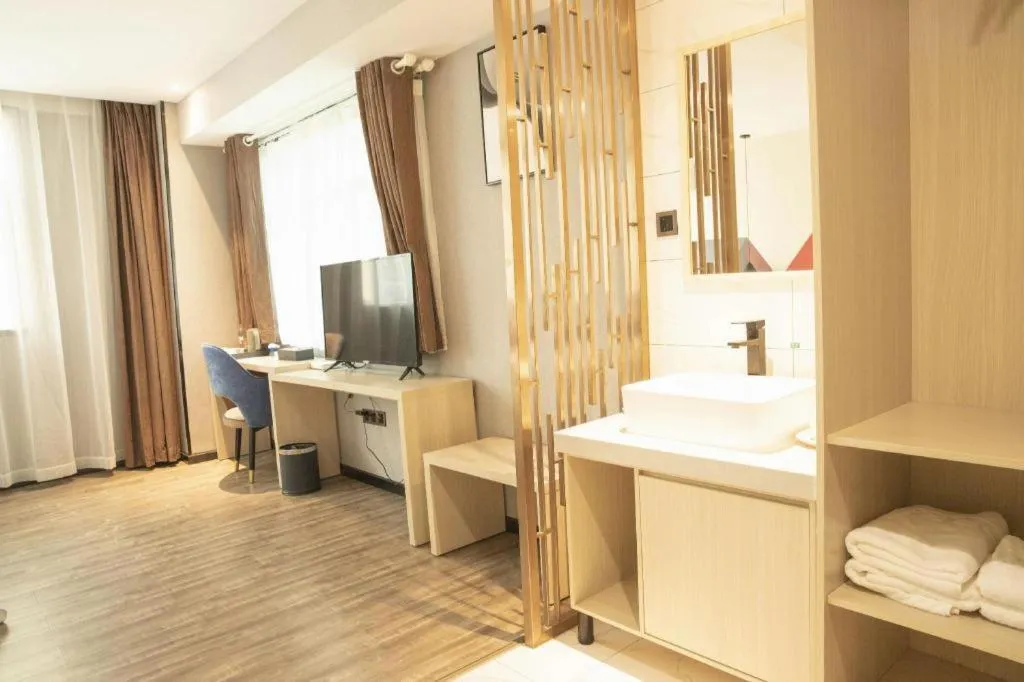 Borrman Hotel Dongguan Houjie Wanda Plaza Liaoxia Metro Station