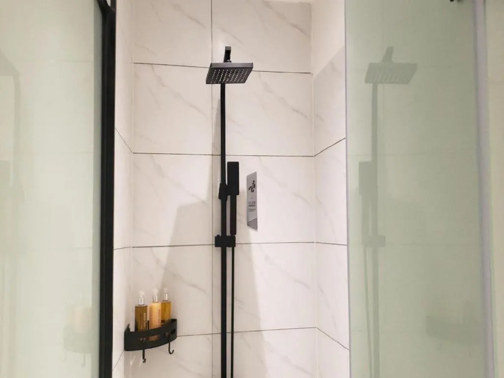 Borrman Hotel Dongguan Houjie Wanda Plaza Liaoxia Metro Station