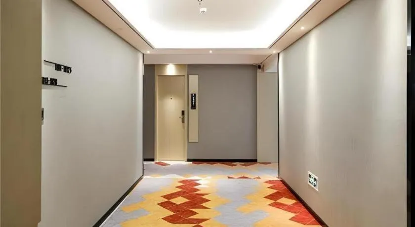 Borrman Hotel Dongguan Houjie Wanda Plaza Liaoxia Metro Station