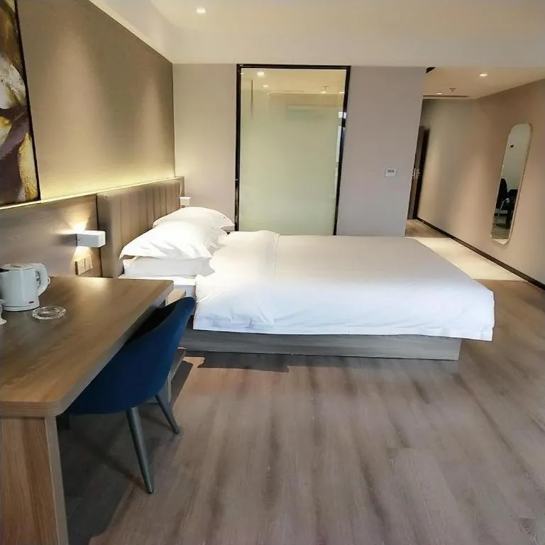 Bed in 7 Days Premium Hotel Chongqing Jiangbei International Airport Terminal 3