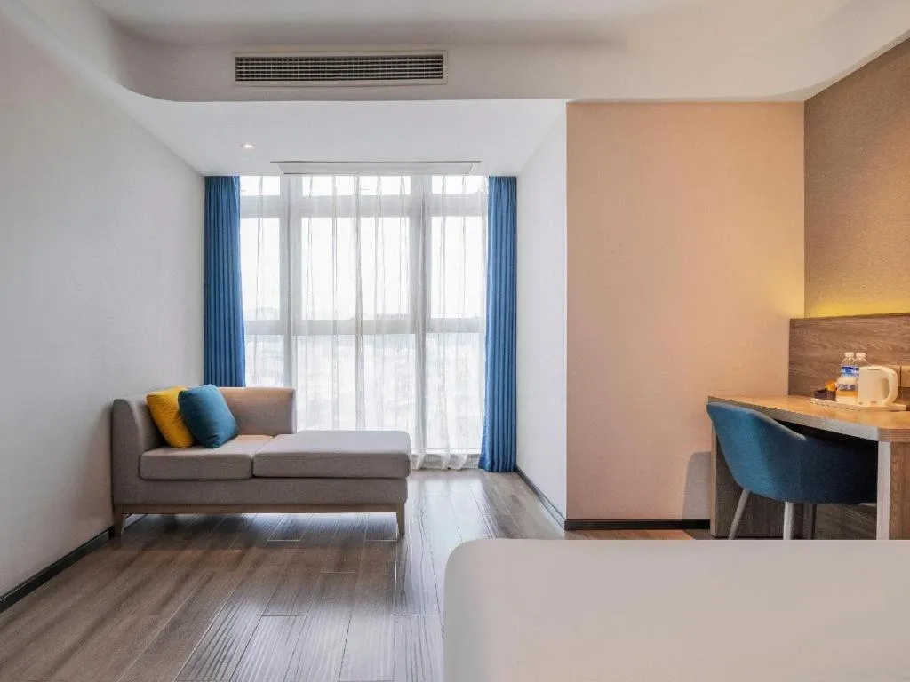 Bed in 7 Days Premium Hotel Chongqing Jiangbei International Airport Terminal 3