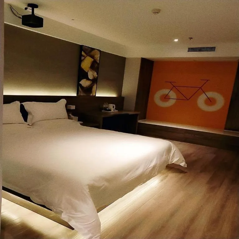 Bed in 7 Days Premium Hotel Chongqing Jiangbei International Airport Terminal 3