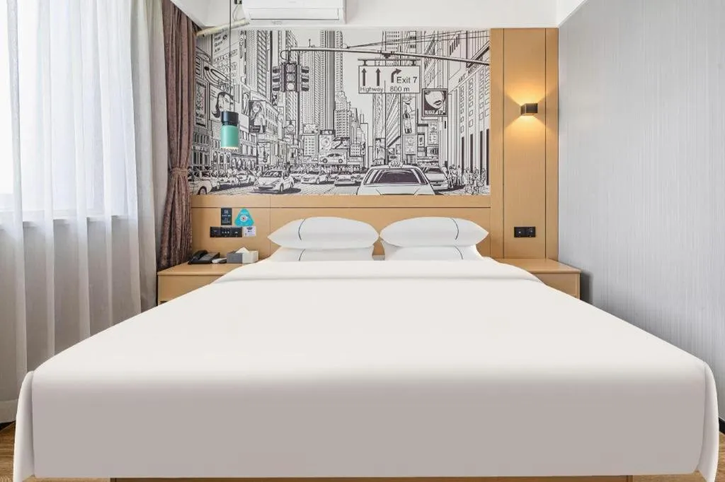 Bed in City Comfort Inn Kunming Xi'an Kang Road