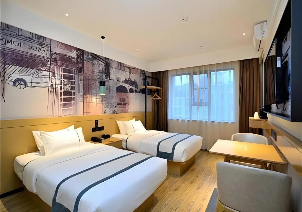 Bed in City Comfort Inn Kunming Xi'an Kang Road