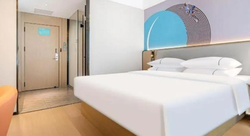 Bed in City Comfort Inn Kunming Xi'an Kang Road