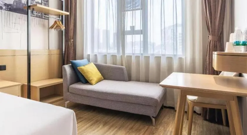 Bed in City Comfort Inn Kunming Xi'an Kang Road