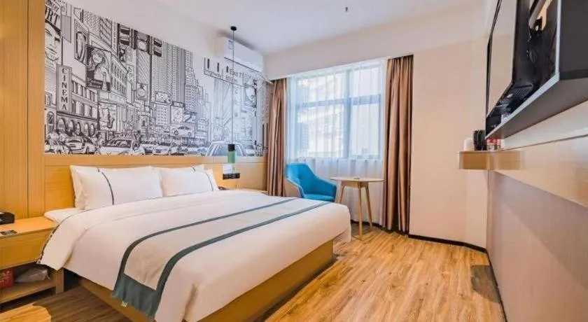 Bed in City Comfort Inn Kunming Xi'an Kang Road