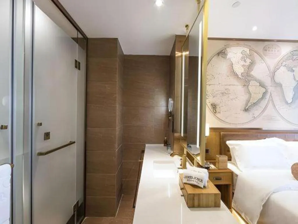 Bed in James Joyce Coffetel Zhengzhou Beilong Wetland Park