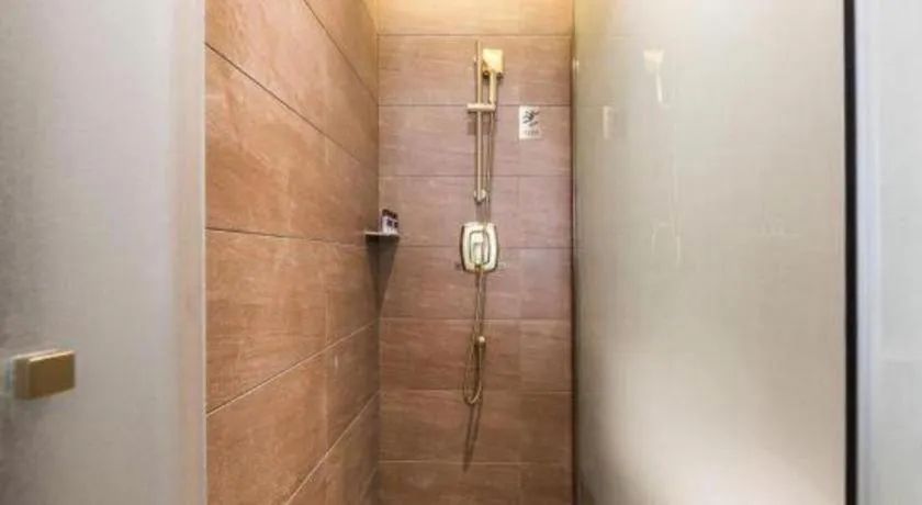 James Joyce Coffetel Zhengzhou Beilong Wetland Park