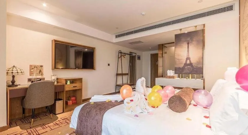 Bed in James Joyce Coffetel Zhengzhou Beilong Wetland Park