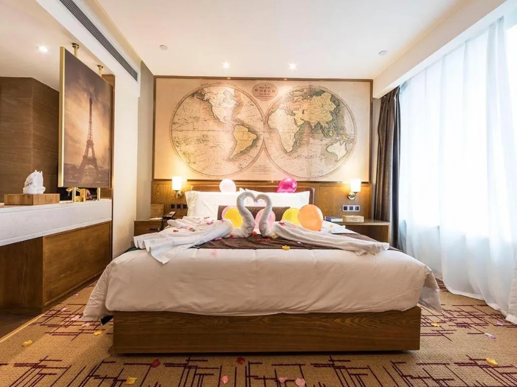 Bed in James Joyce Coffetel Zhengzhou Beilong Wetland Park