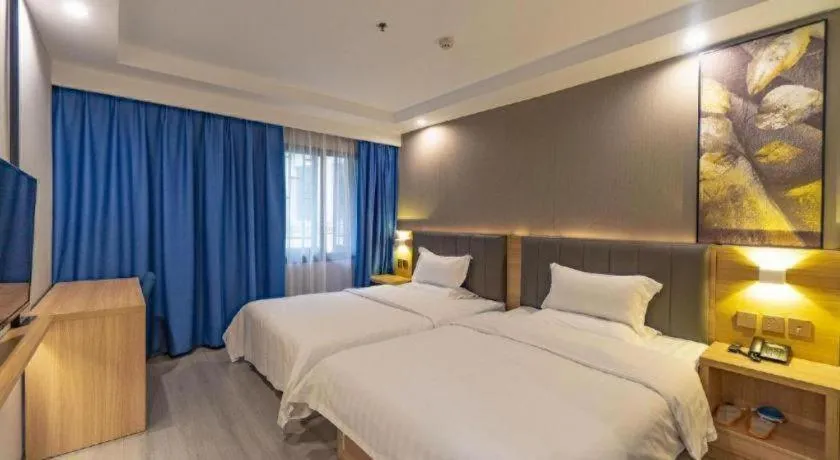 Bed in 7 Days Premium Hotel Hangzhou West lake Hubin
