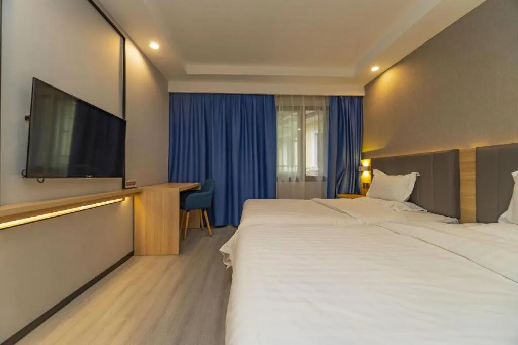 Bed in 7 Days Premium Hotel Hangzhou West lake Hubin