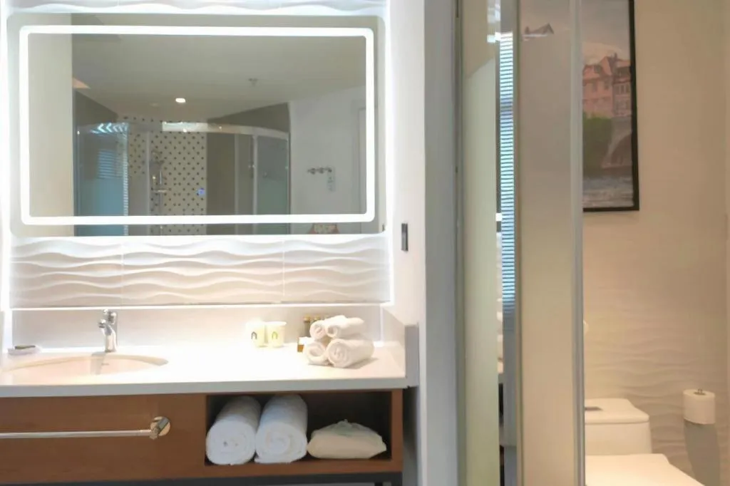 Campanile Hotel Shenzhen Bay Convention and Exhibition Center