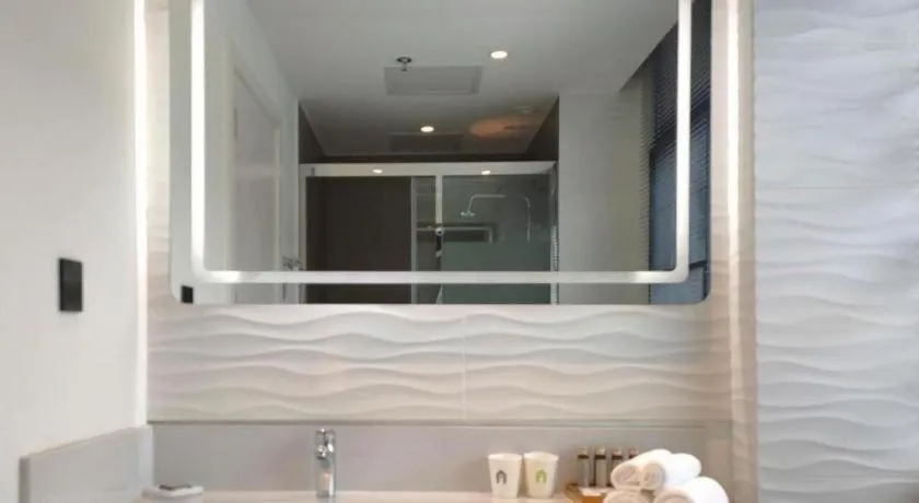 Campanile Hotel Shenzhen Bay Convention and Exhibition Center