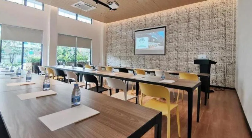 Campanile Hotel Shenzhen Bay Convention and Exhibition Center