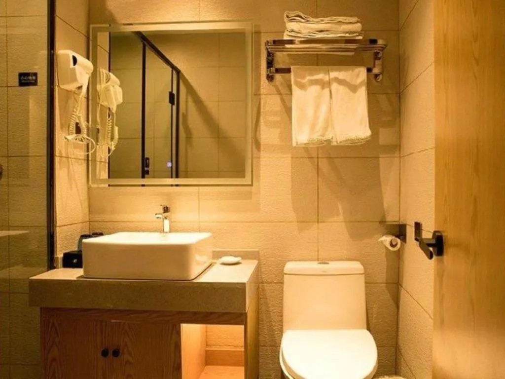 GreenTree Inn Express Fuzhou Le'an County Government Sijiu Square