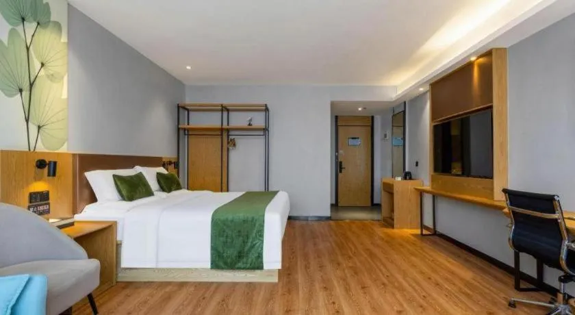 Bed in GreenTree Inn Express Fuzhou Le'an County Government Sijiu Square