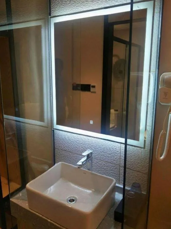 GreenTree Inn Express Fuzhou Le'an County Government Sijiu Square