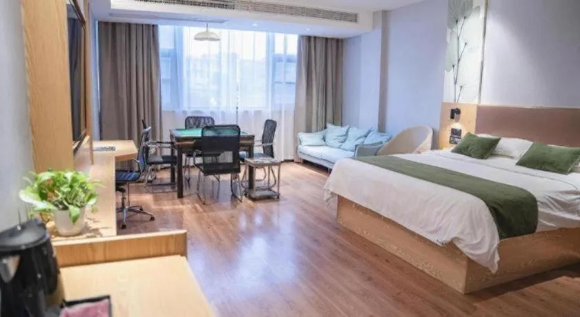 Bed in GreenTree Inn Express Fuzhou Le'an County Government Sijiu Square