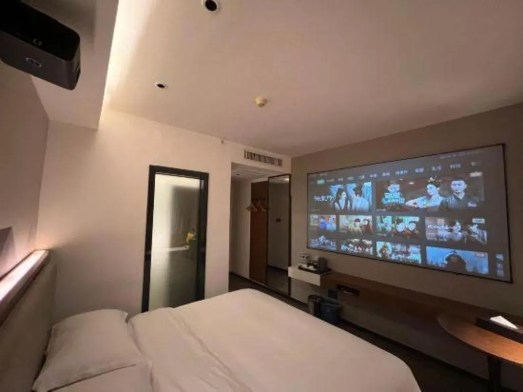 Bed in Borrman Hotel Guangzhou Southern Hospital Meihuayuan Metro Station